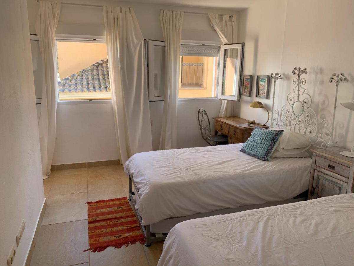 Casa 4 Habitaciones Con Jardin Y Piscina Zahara de los Atunes Extérieur photo