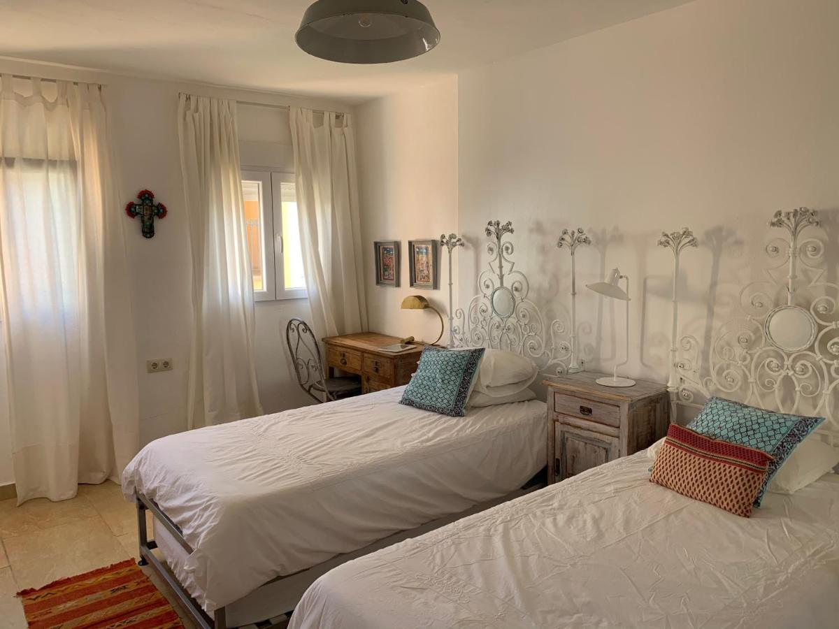 Casa 4 Habitaciones Con Jardin Y Piscina Zahara de los Atunes Extérieur photo